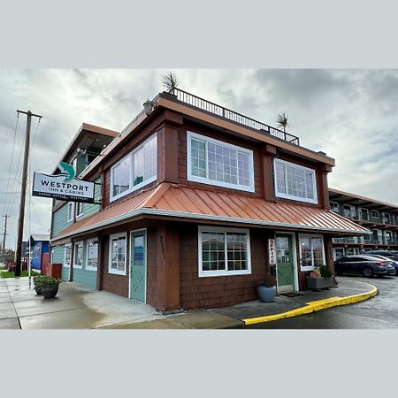 Westport Inn Екстер'єр фото