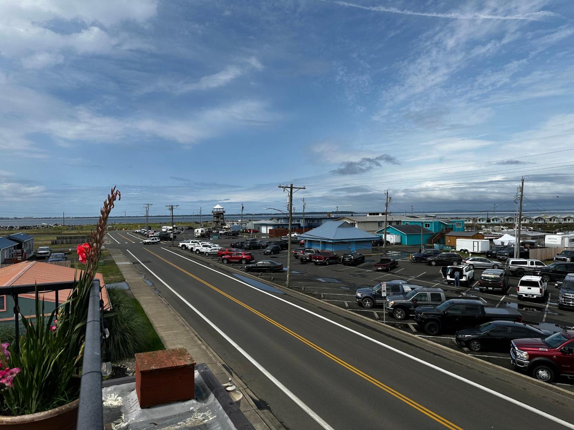 Westport Inn Екстер'єр фото