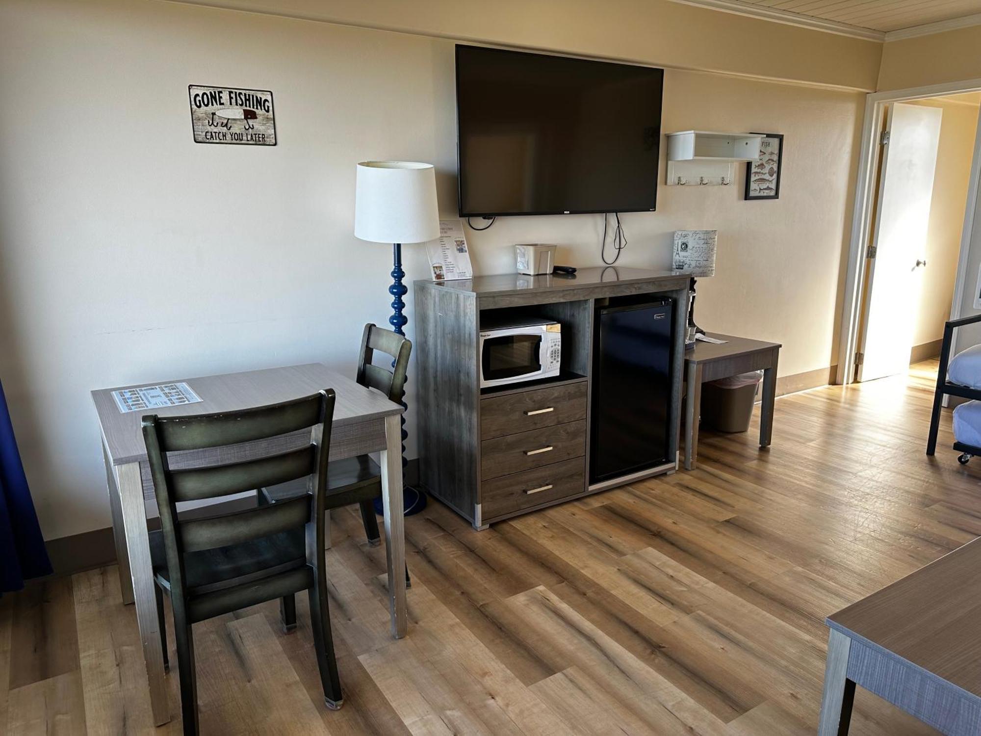 Westport Inn Екстер'єр фото