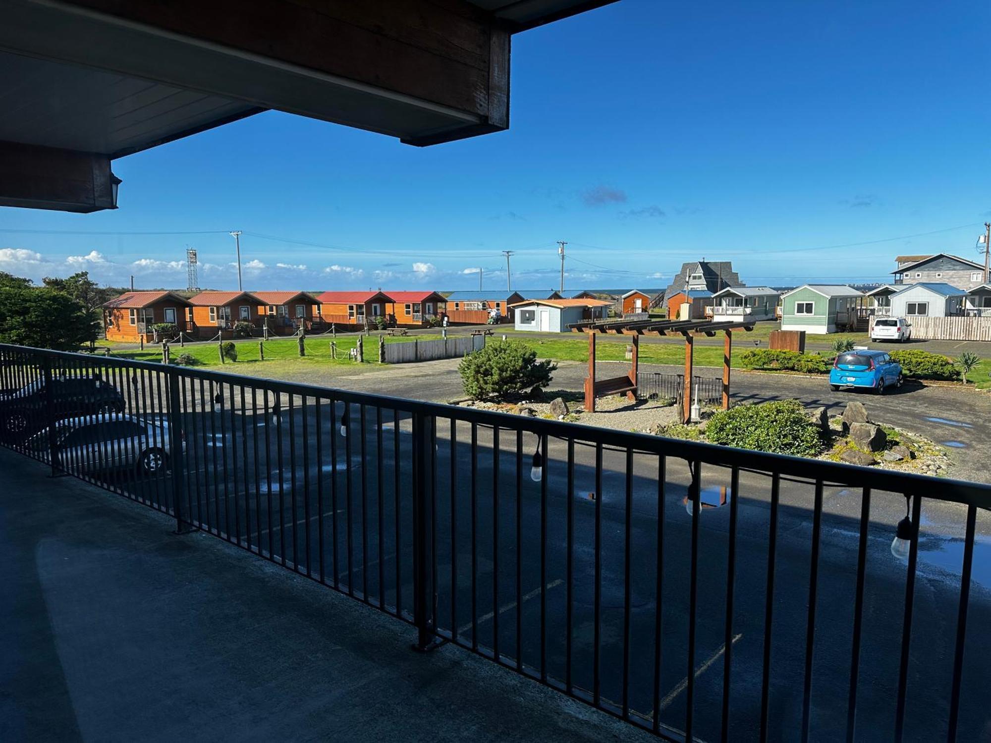 Westport Inn Екстер'єр фото